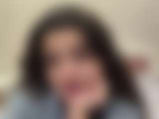 Izabel's Live Sex Cam Show