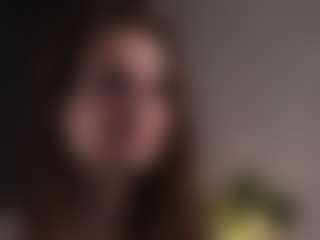 Live cam show with SaranGipson - Brown Eyes on Gym Cam Girls