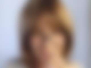 Live cam show with BettyeFusselman - Ass Bouncing on madthumbs