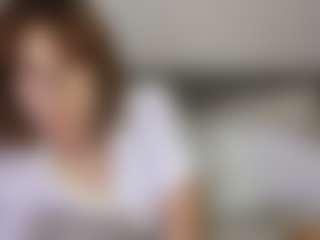Live-camshow met BettyeFusselman - Nipple Piercings op Camsoda