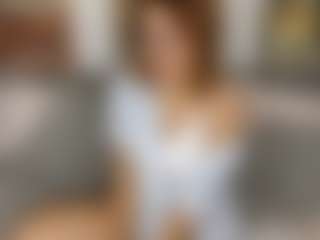 Live cam show with BettyeFusselman - Lush Brown Hair on Camsoda