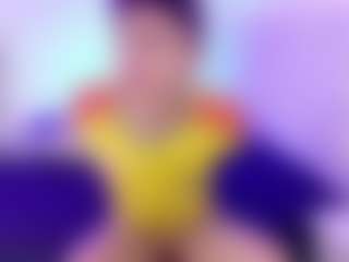 Live cam show with Eithan-wolf - Colombia on xfollow cams