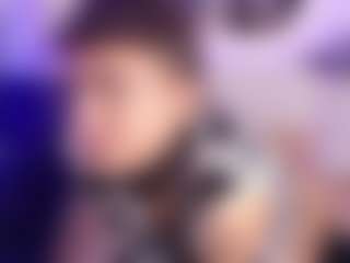 Live cam show with Eithan-wolf - Cub on CamClone