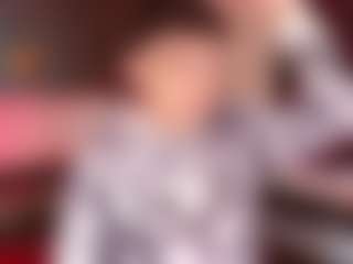 Live cam show with Eithan-wolf - Blowjob on AdultVida.com