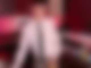 Live cam show with Eithan-wolf - Tease on sexylive.show
