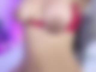 Live cam show with emmimiller - Natural on Chatstar