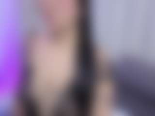 Live cam show with emmimiller - New Shaved Pussy on Camsoda