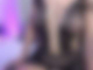 Live cam show with emmimiller - New Latina on Uber Horny | colombia