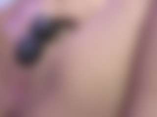 emmimiller's Live Sex Cam Show