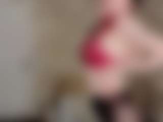 Live cam show with Ester-Henderson - Skinny on Nude Chat * 1 On 1 Webcam Sex * Live Cam Show