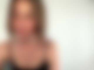 FannieMcgaffey's Live Sex Cam Show