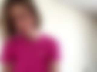 Live cam show with FannieMcgaffey - Petite on Cam Slut