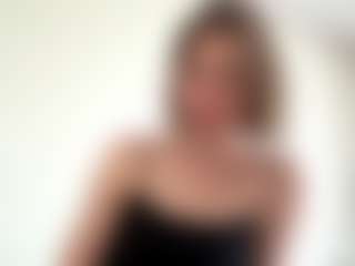 Live cam show with FannieMcgaffey - Drinking on Camsoda