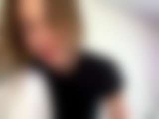 Live cam show with FannieMcgaffey - Anal Brown Hair on Camsoda