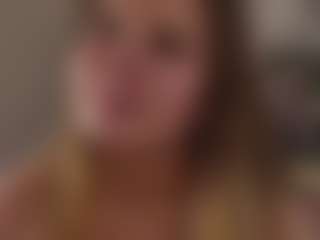 FilomenaDelcine's Live Sex Cam Show