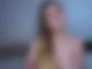 Live cam show with FilomenaDelcine - Blue Eyes on googirlz