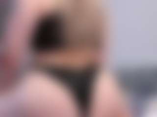 foxkisss's Live Sex Cam Show