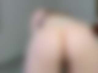 foxkisss's Live Sex Cam Show