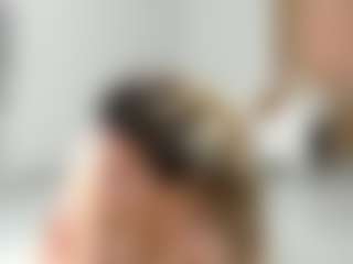 Live cam show with foxkisss - Squirt on sexylivex.com