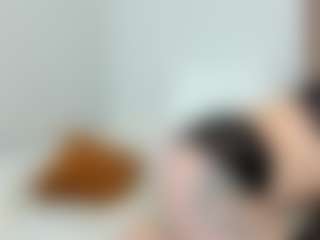 Live cam show with foxkisss - Thick on intimatelivegirls.com