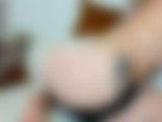 foxkisss's Live Sex Cam Show