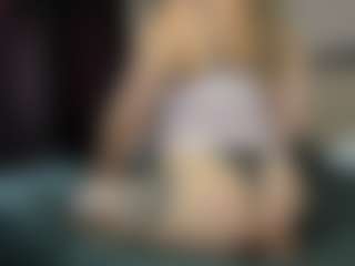 foxkisss's Live Sex Cam Show