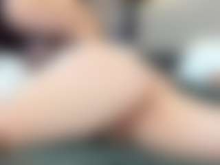 Live cam show with foxkisss - Thick on Camsoda