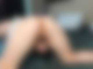 foxkisss's Live Sex Cam Show
