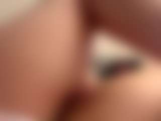 Live cam show with Mary - Butt Plug on CamClone