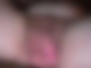 Show live cam dengan BUBBAthunder - Drinking di Camsoda