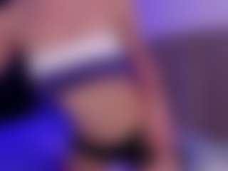 Live cam show with lilyquee - Pornstar Brown Eyes on Camversity
