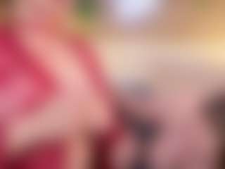 Live cam show with MaryCothron - Green Eyes on Camsoda