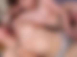 Live cam show with MaryCothron - Strip on Porn Luv