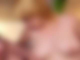 Live cam show with MaryCothron - Twerk on xfollow cams
