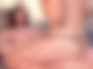 Live cam show with MaryCothron - Strip on Latina Girls