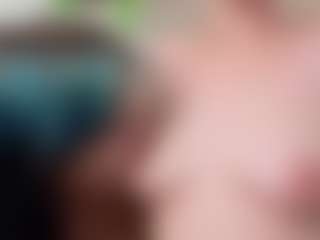 Live cam show with MaryCothron - Tease on fapnchat