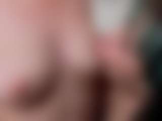 Live cam show with MaryCothron - Smoking on Camsoda