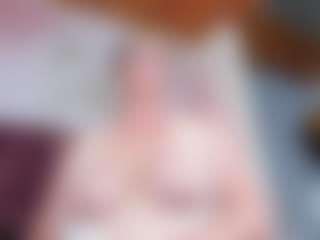 Live cam show with mayitodelvalle - Oil on Soda Cam