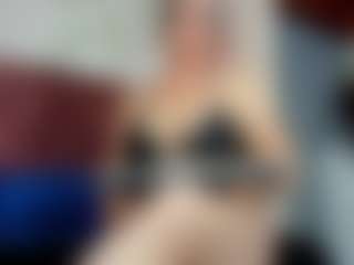 Live cam show with mayitodelvalle - Granny Big Ass on Big Tits