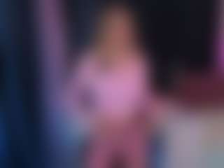 Live cam show with MieshaBently - Petite Teen (18+) on Uber Horny