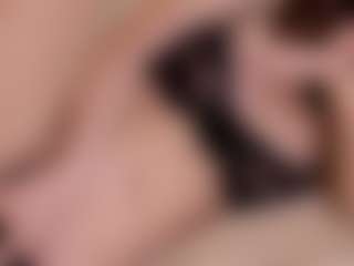 Live cam show with Molly - Deepthroat on CamSodaAdn