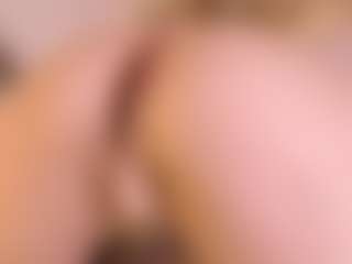 Live cam show with Molly - Fetish on Camsoda