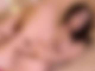 Live cam show with Molly - Strip Teen (18+) on Camsoda