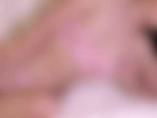 Live cam show with Molly - Striptease on TeamSkeetLive