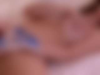 Live cam show with Molly - Striptease Young Adult on xxxlivecams.org