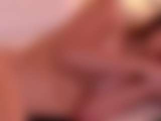 Live cam show with Molly - Fingering Young Adult on StripNow