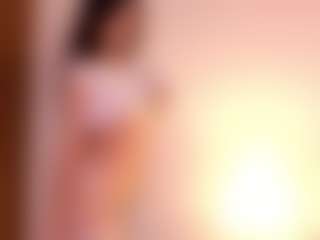 Live cam show with Molly - Striptease on StripNow