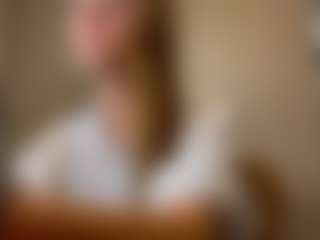 Live cam show with MonicaNori - Blonde Hair on Strip Flash - Live Sex Shows