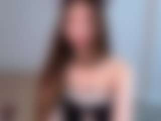 Live cam show with Nicole-Alllen - Cute on madthumbs