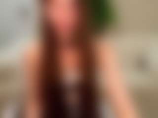 Live cam show with Nicole-Alllen - Spank Brown Hair on Camsoda